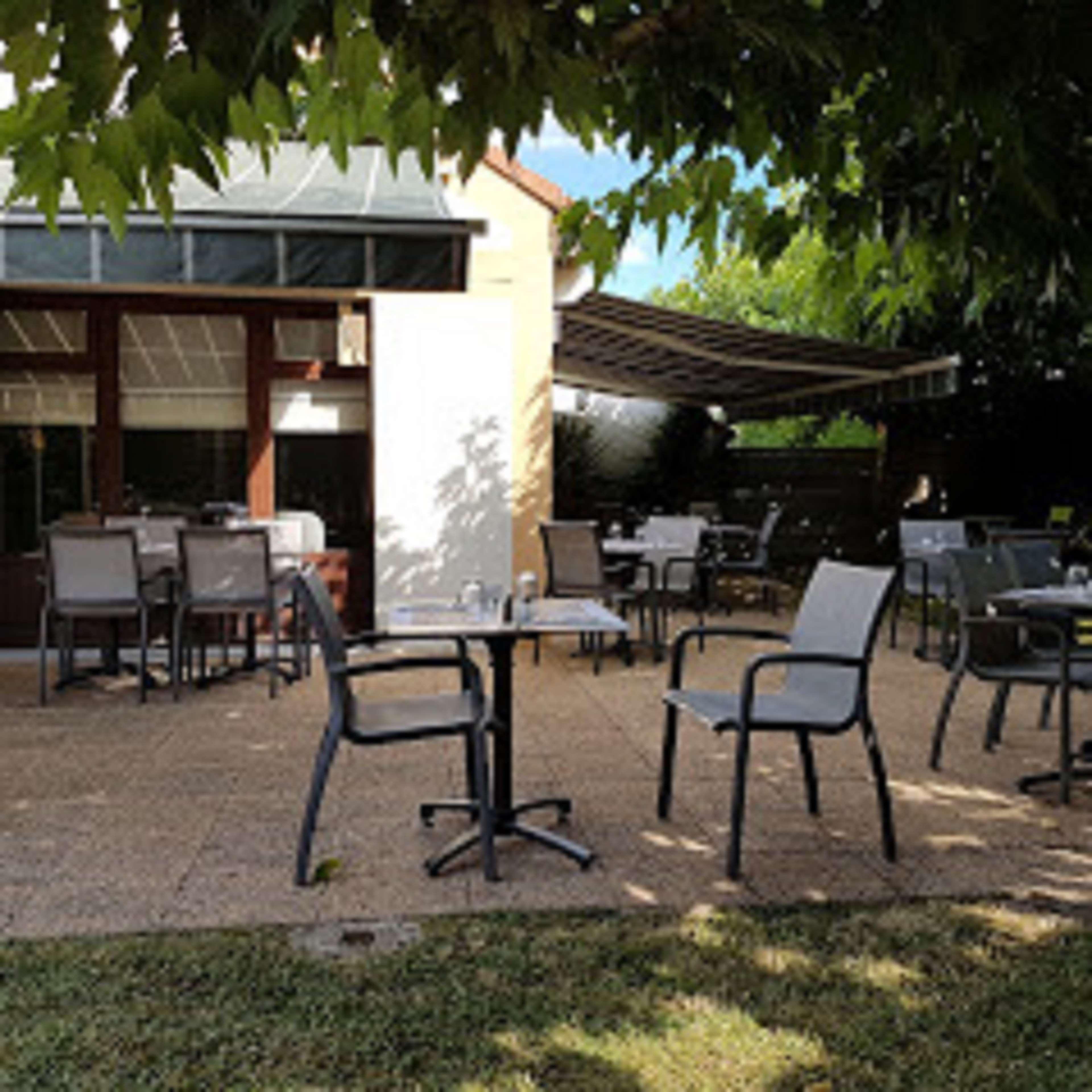 Campanile Marmande Hotel Bagian luar foto