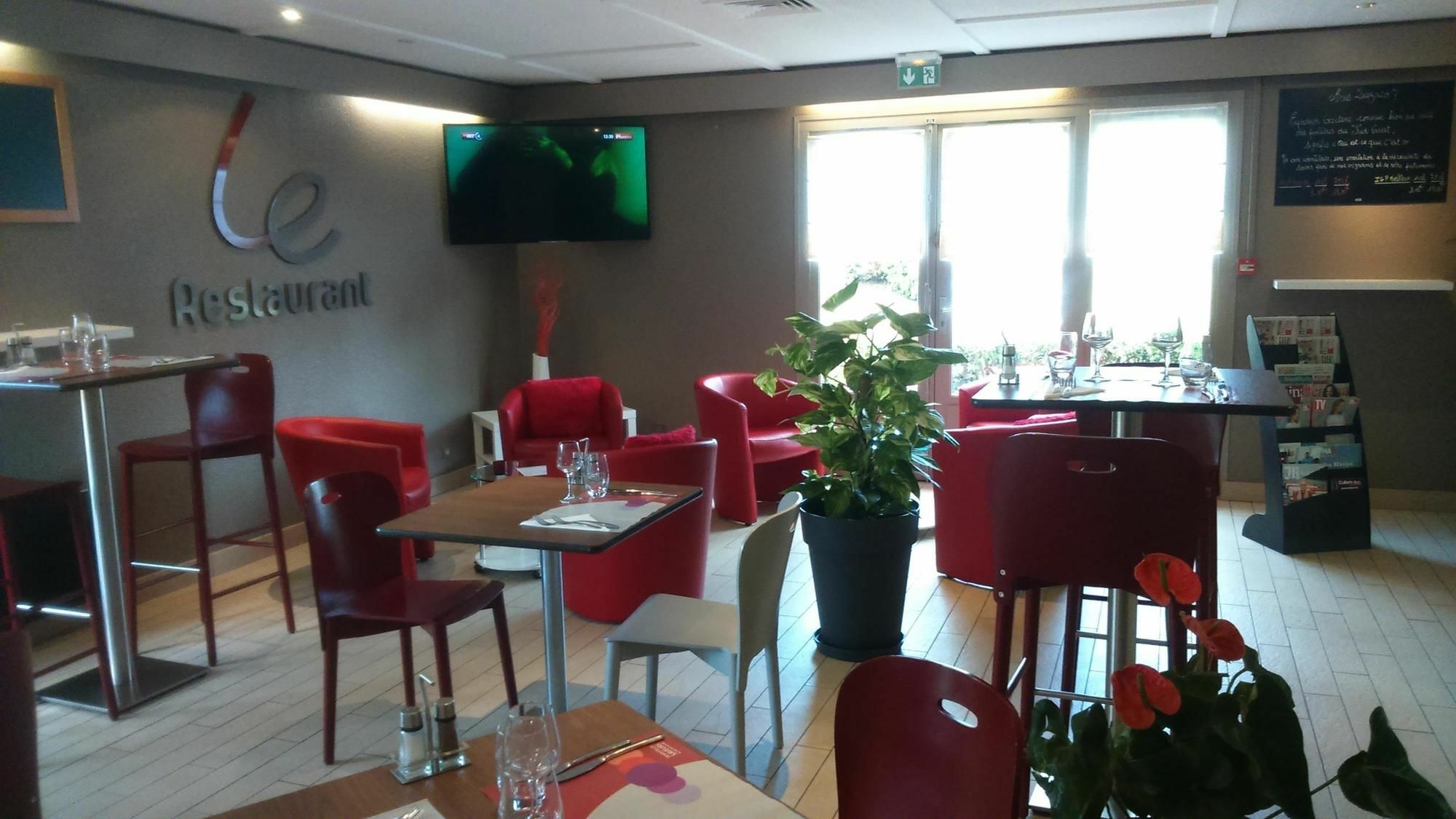 Campanile Marmande Hotel Bagian luar foto